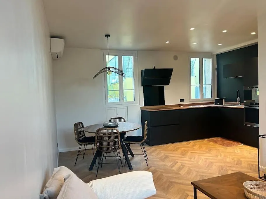 Maison De Ville Cannes Centre 0*,